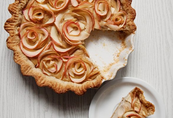 Tarta jabłkowa – Rose. Ciasto z różami