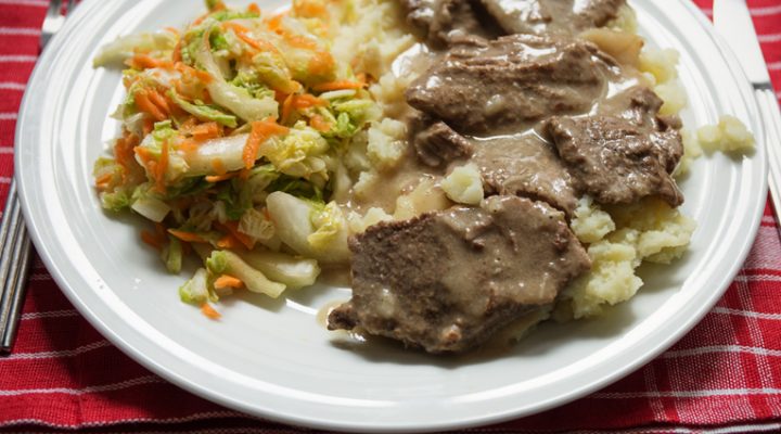 Klasyczne bitki wołowe – w sosie chrzanowym