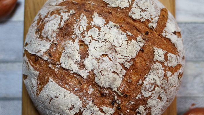 Chleb cebulowy pszenny – bez wyrabiania