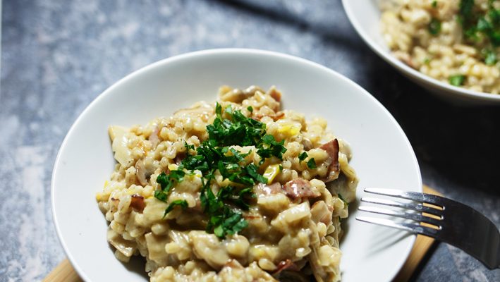 Kaszotto z boczkiem, porem i pieczarkami, cudnie kremowe