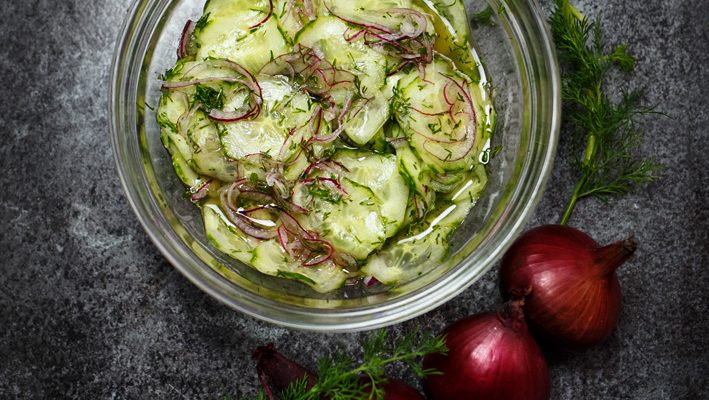 Skandynawska surówka z ogórka