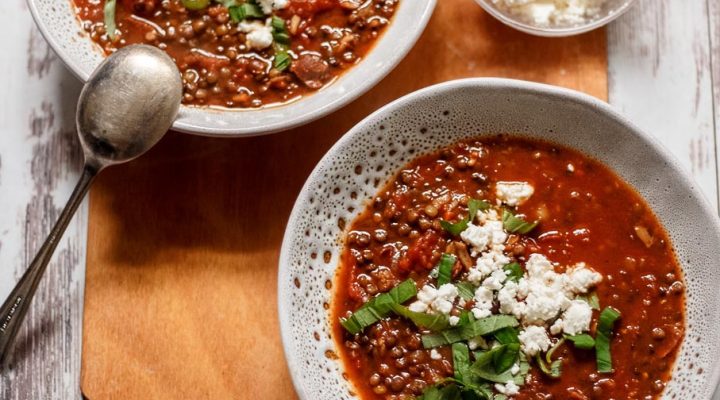 Gulasz z zielonej soczewicy w pomidorach